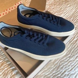 rothy’s women’s navy blue lace up sneakers